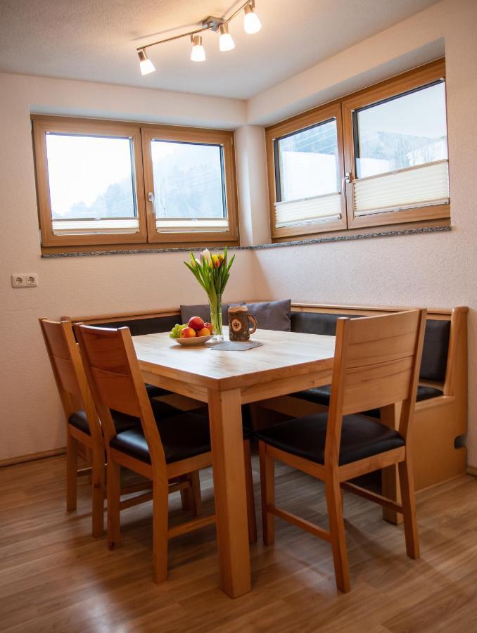 Apartament Haus Raggl Landeck Zewnętrze zdjęcie